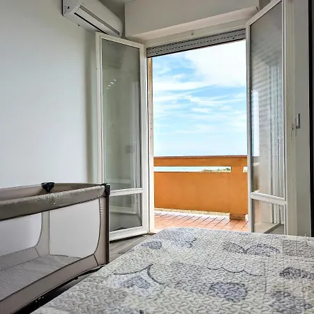 Balcone Sul Porto By Wehostyou Parcheggio Wifi Aria Condizionata Апартаменты