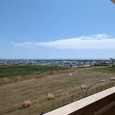 Balcone Sul Porto By Wehostyou Parcheggio Wifi Aria Condizionata * Порто-Сан-Джорджо